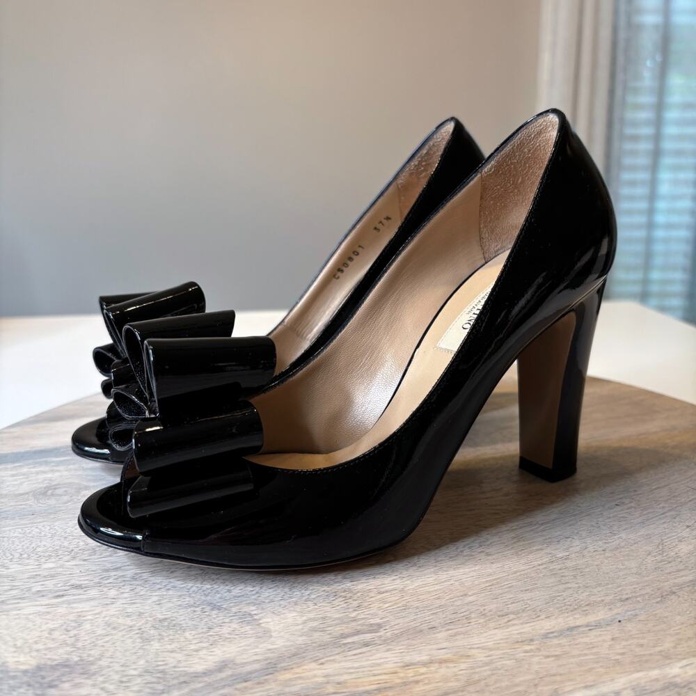 Valentino Garavani Black Patent Leather Bow Peep Toe Pumps 37.5 US 7.5 Italy - Picture 2 of 12